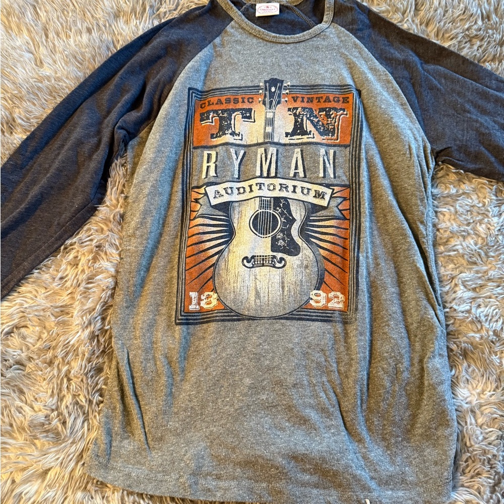 Tin Ryman Auditorium Gray & Dark Blue Raglan Graphic Men’s Shirt